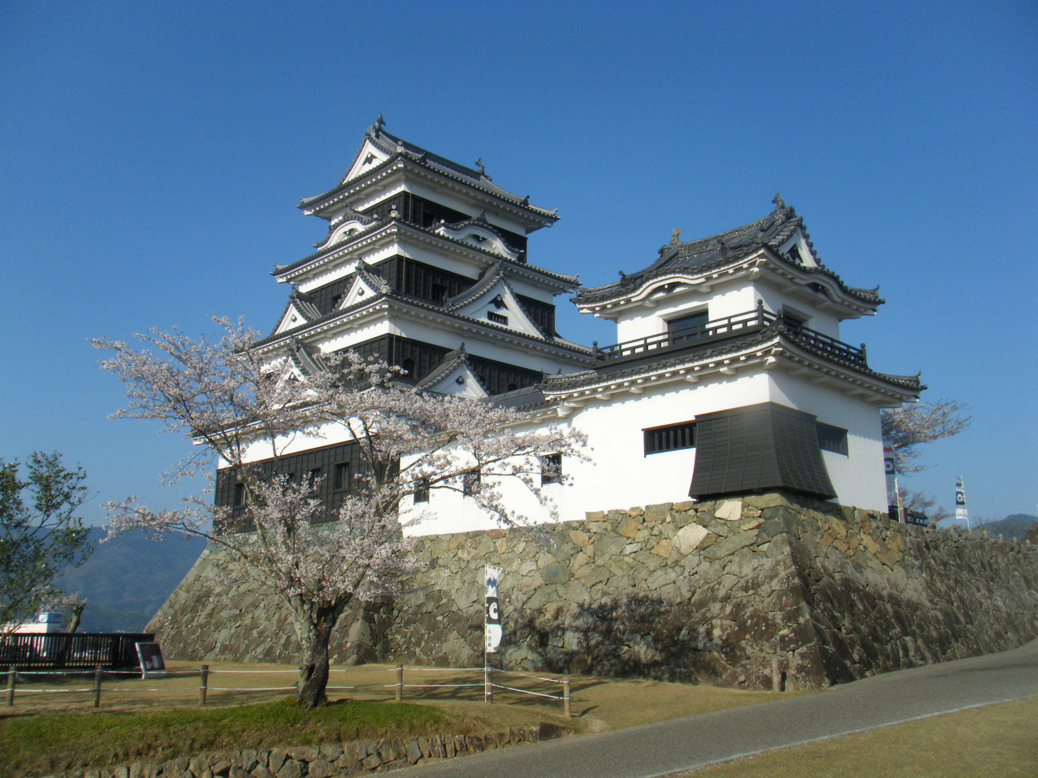 四国のお城の特徴 現存12天守のうち4天守が四国 日本の城 Japan Castle